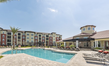 Sands Parc Apartment Pool - Daytona Beach Florida